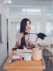 4 girls swinging in classroom